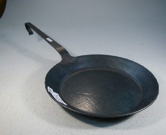 Helmensdorfer Eisenpfanne 28cm